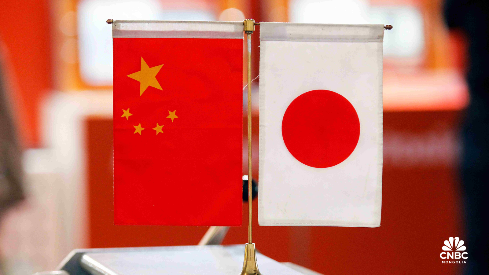 journalist-news-h20p0